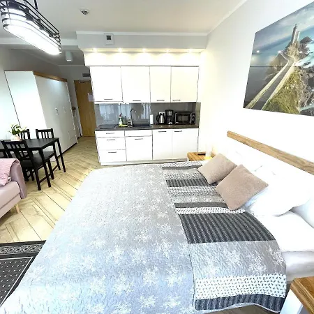 Superior Baltic With Terrace - Free Pool, Saunas, Jacuzzi, Fitness, Salzgrotte 코워브제크